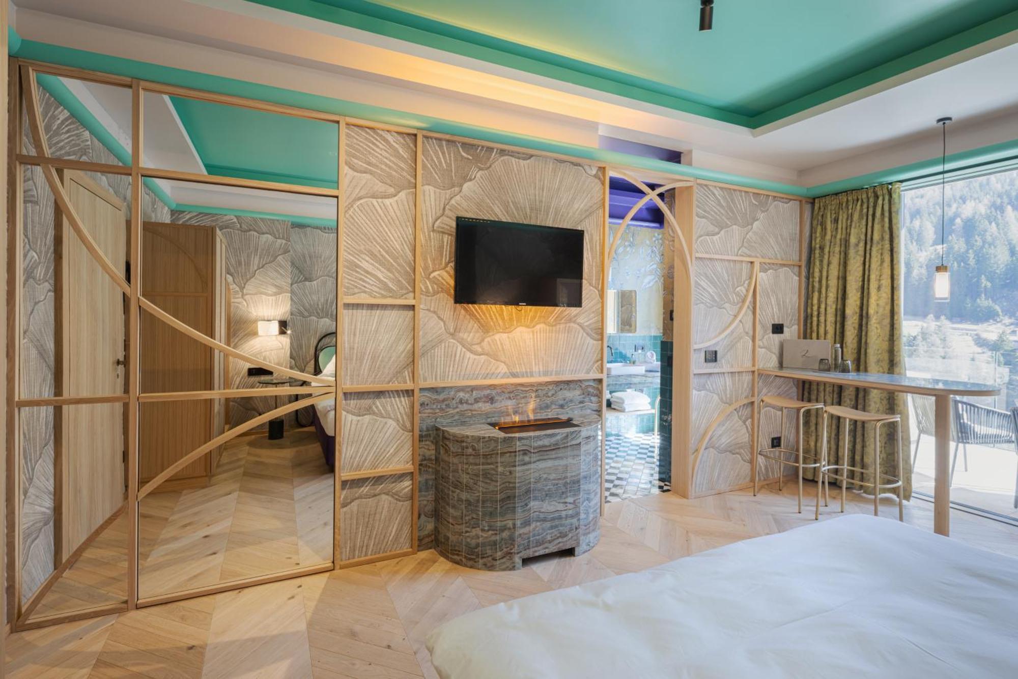 Latemar - Hotel Suites Spa Soraga Bagian luar foto