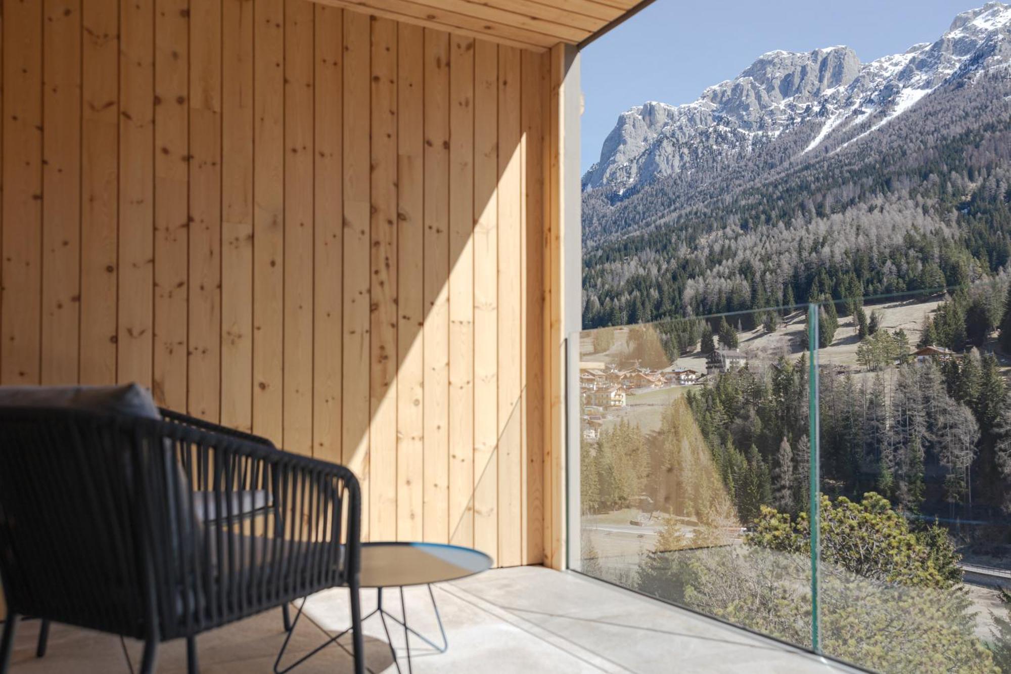 Latemar - Hotel Suites Spa Soraga Bagian luar foto