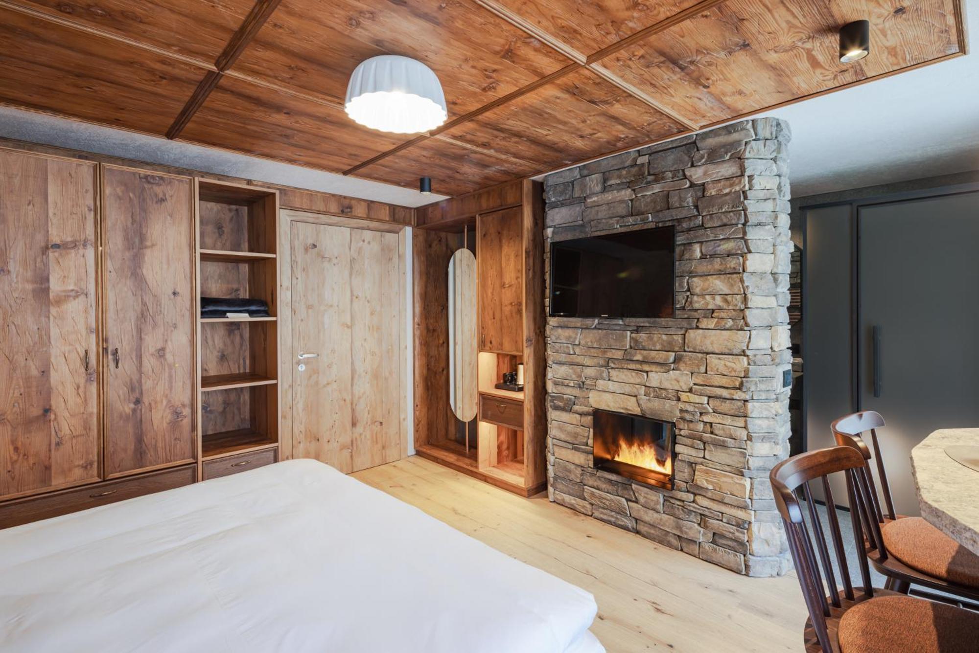 Latemar - Hotel Suites Spa Soraga Bagian luar foto