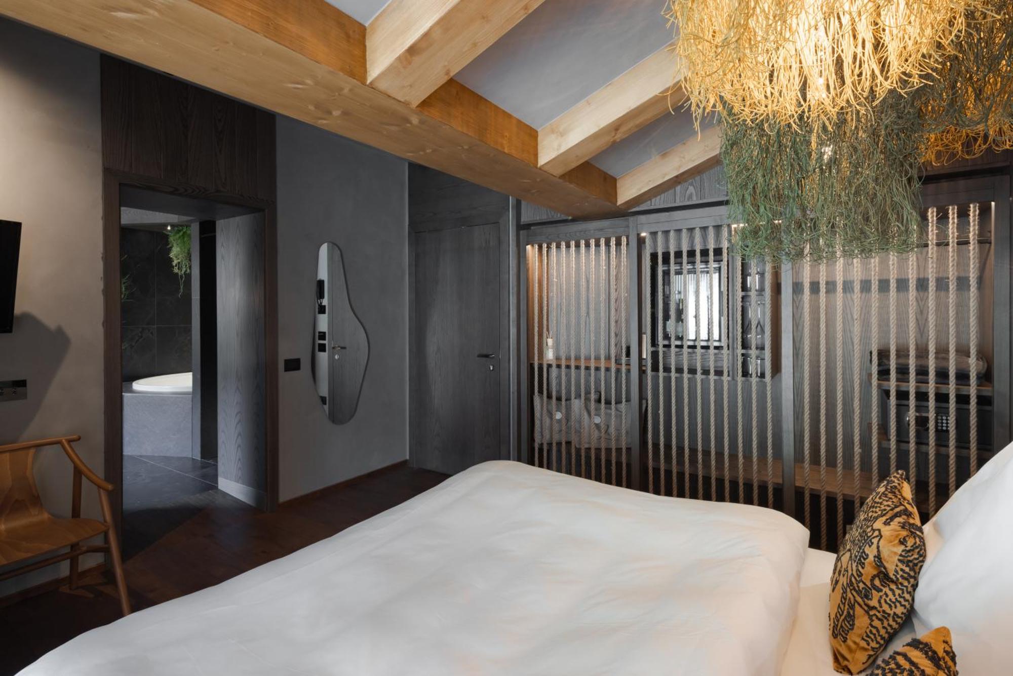 Latemar - Hotel Suites Spa Soraga Bagian luar foto